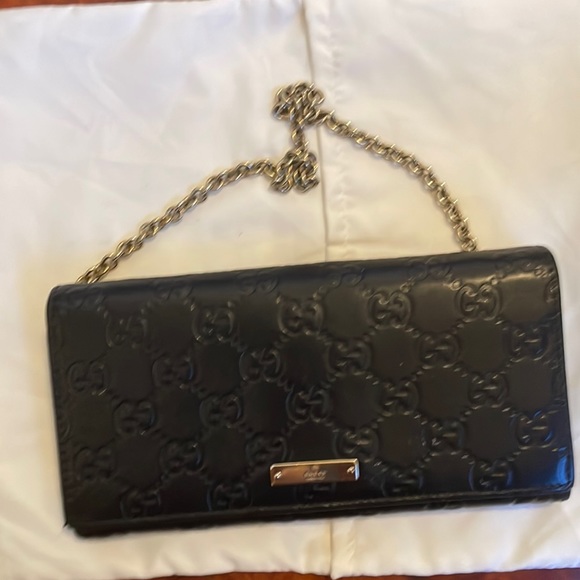 Gucci black monogram leather wallet on a chain - Picture 1 of 15